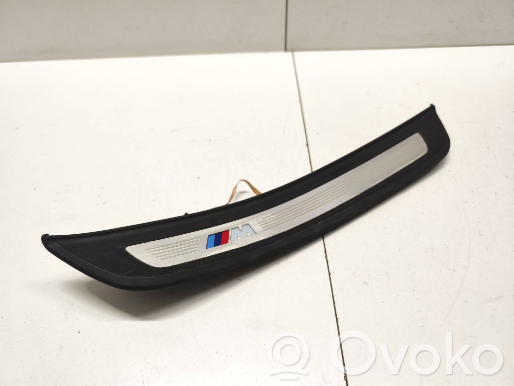 BMW 5 G30 G31 G38 Listwa progowa tylna 