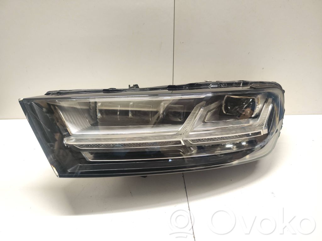 Audi Q7 4M Phare frontale 