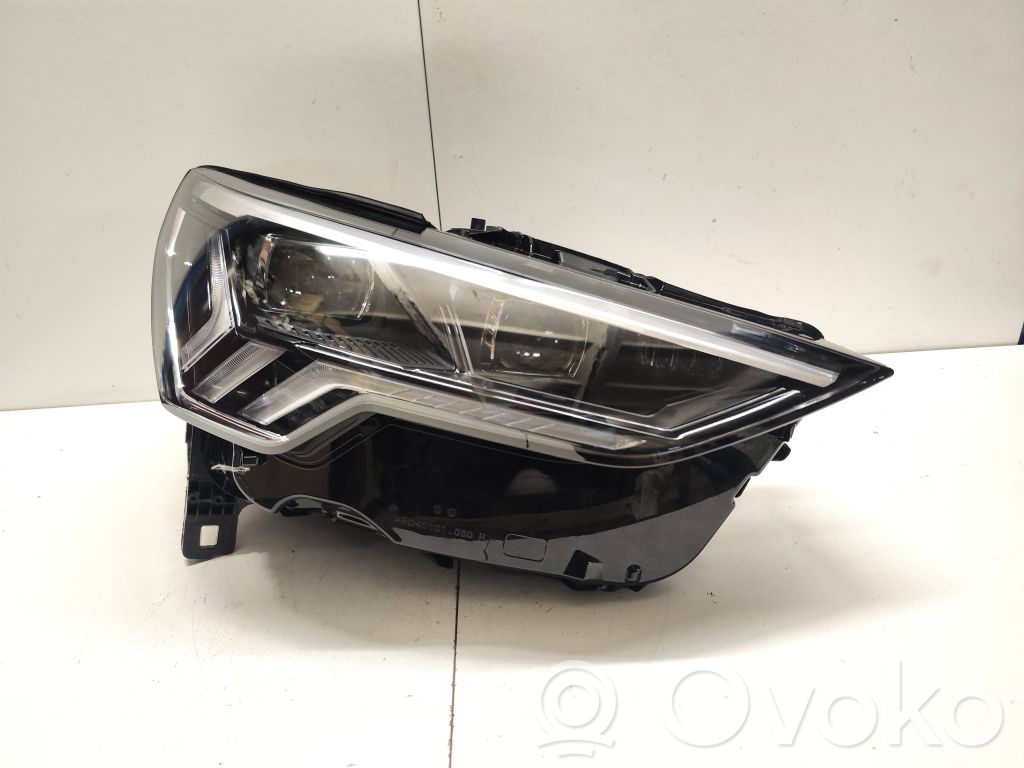 Audi RSQ3 Far 
