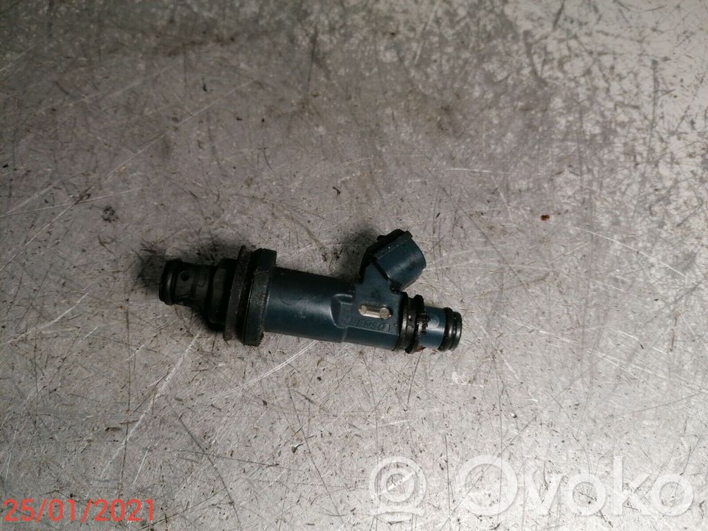 Inyector de combustible   2325020020