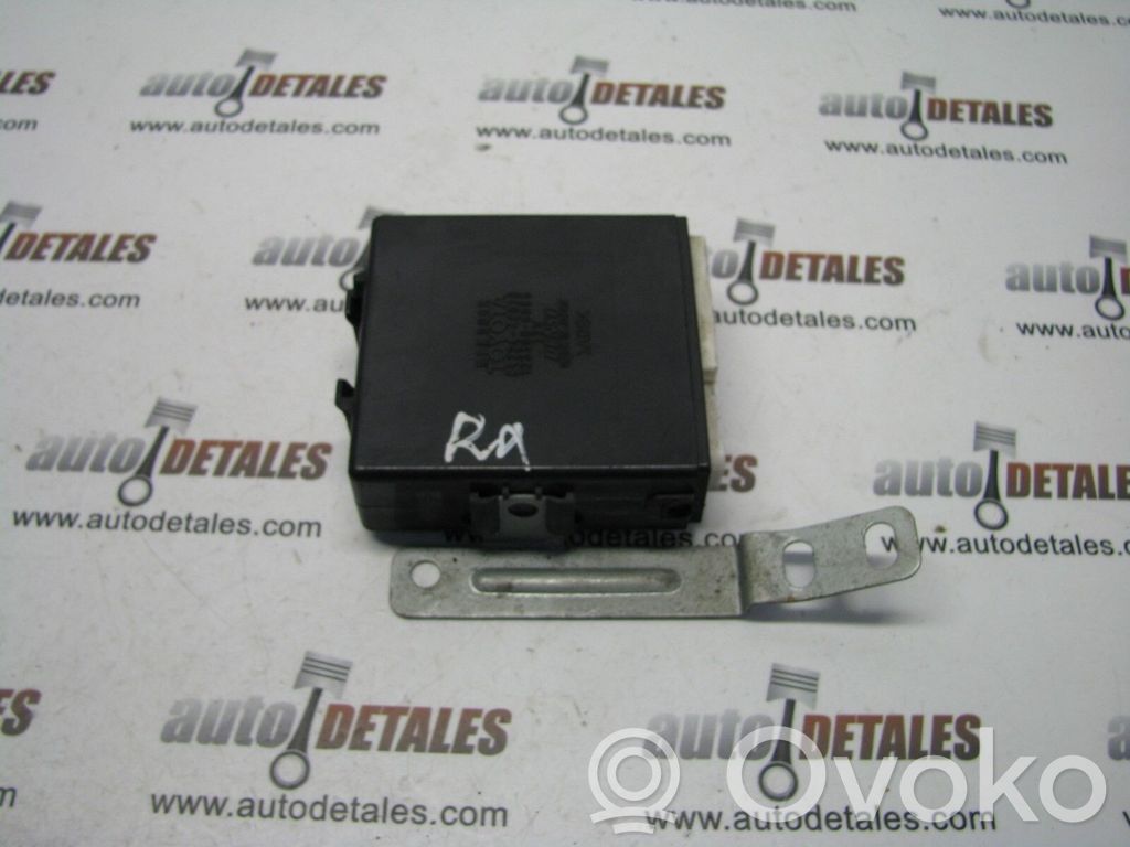 Lexus RX 300 Door control unit/module 