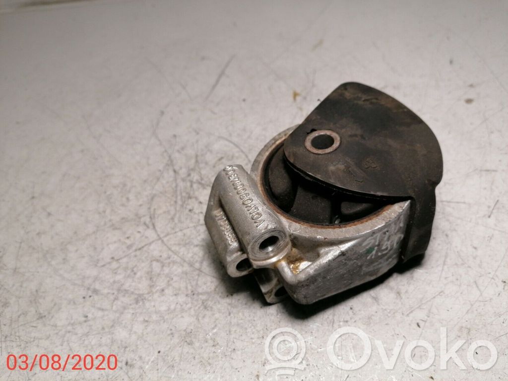 Mitsubishi Space Star Engine mount bracket 