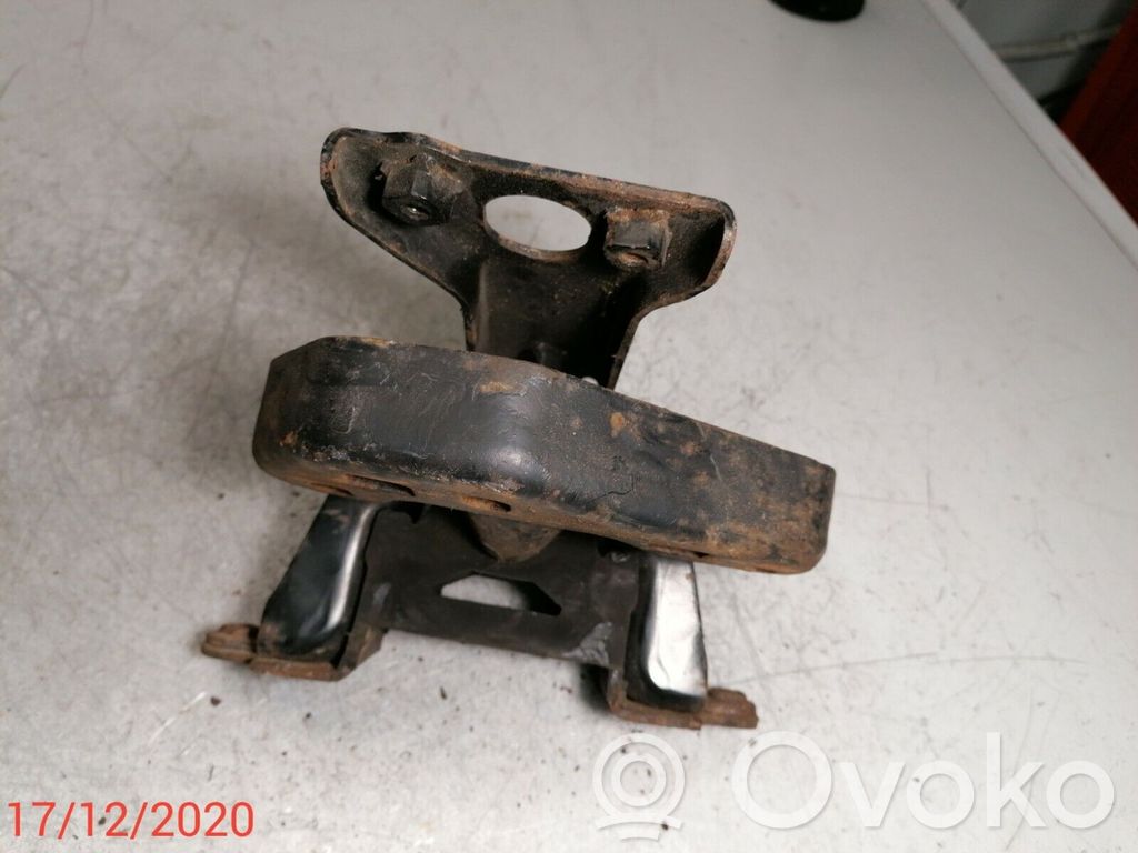 Toyota Aygo AB10 Engine mount bracket 