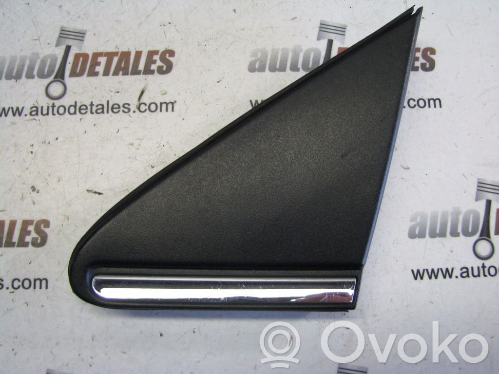 Toyota Avensis T250 Veidrodėlio plastikinė apdaila 