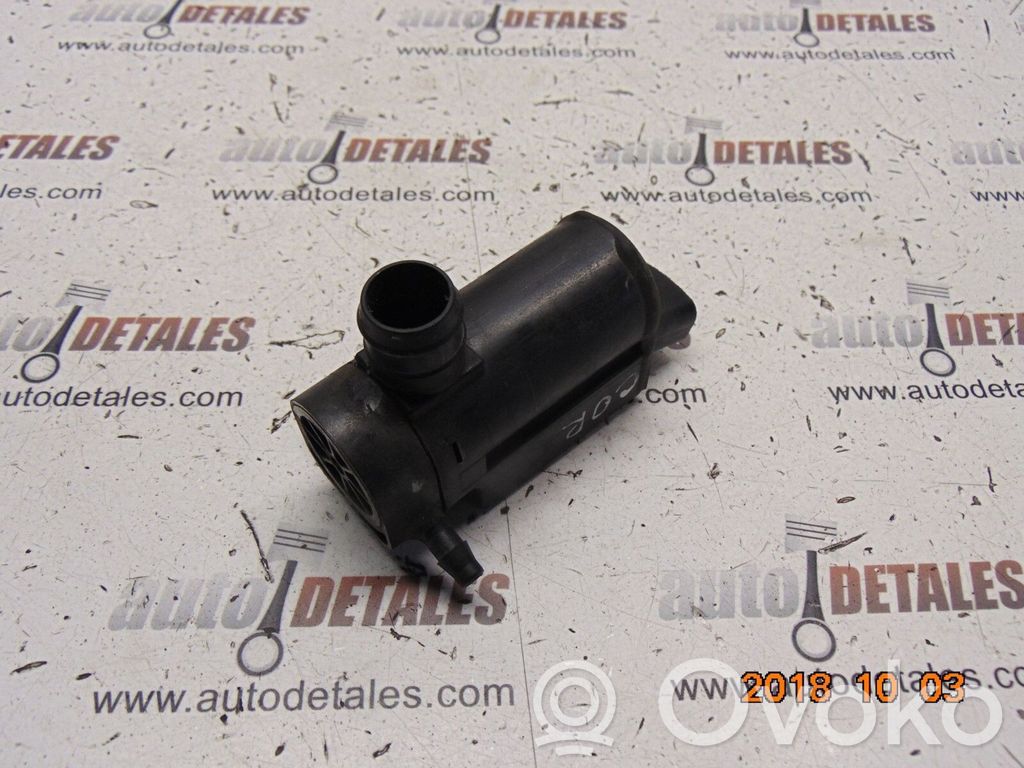 Toyota Corolla E120 E130 Windscreen/windshield washer pump 
