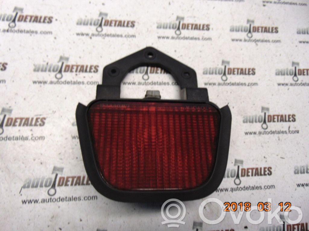 Toyota Avensis T220 Third/center stoplight 