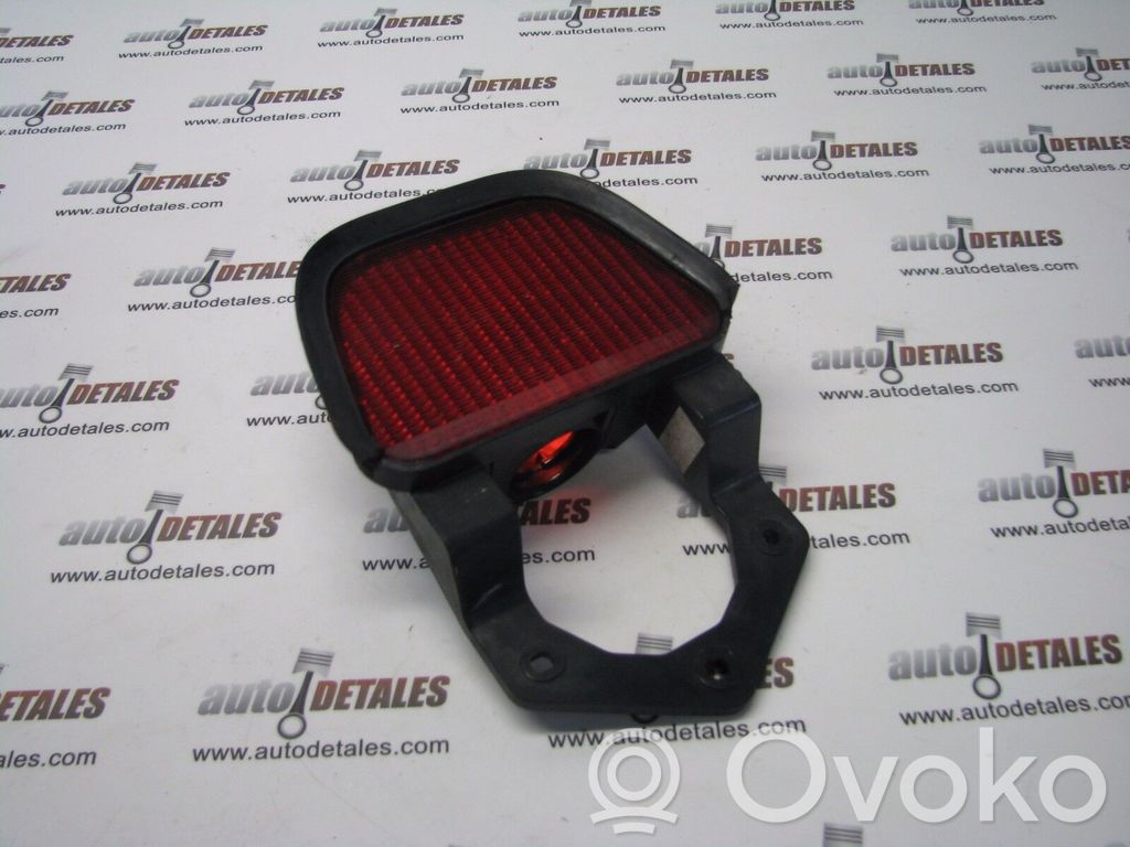 Toyota Avensis T220 Third/center stoplight 