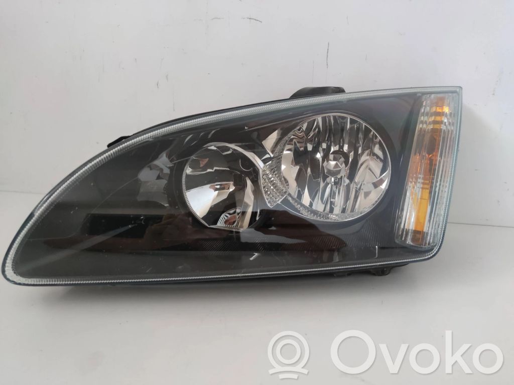 Ford Focus Headlight/headlamp 