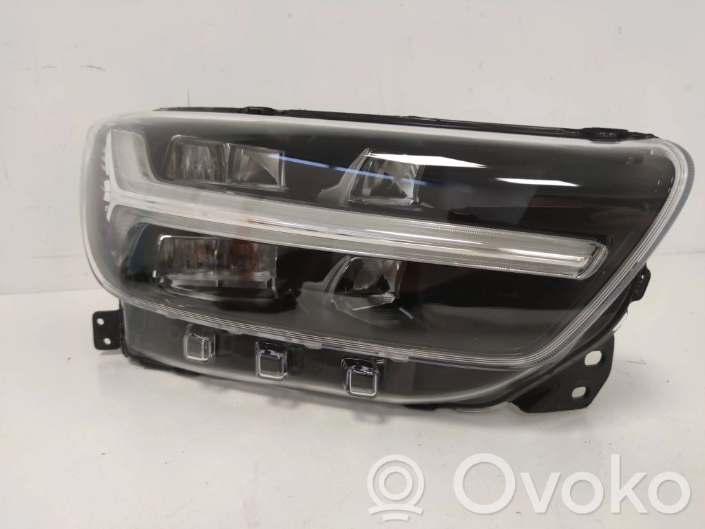 Volvo XC40 Etu-/Ajovalo 