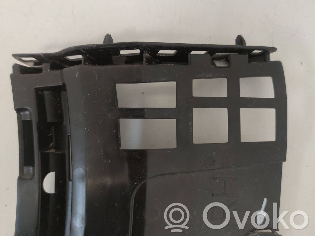 Volvo XC40 Front bumper mounting bracket 
