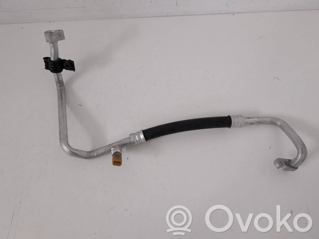 Tesla Model S Air conditioning (A/C) pipe/hose 