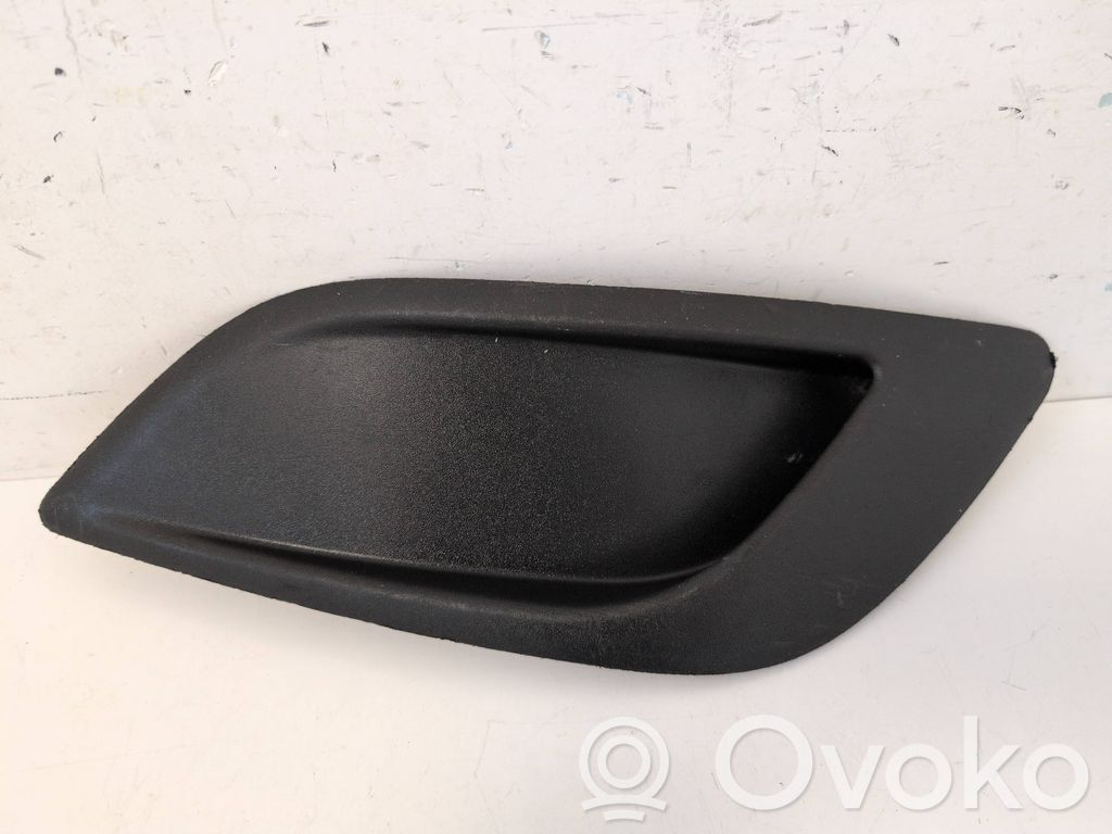 Ford Focus Front bumper lower grill 