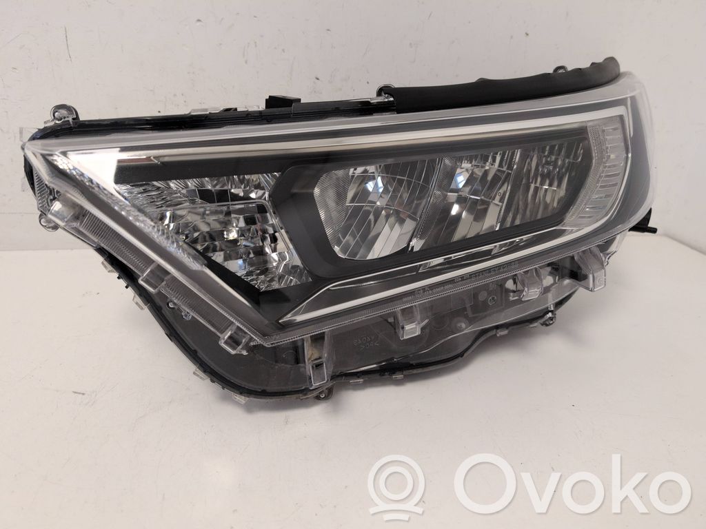 Toyota RAV 4 (XA50) Etu-/Ajovalo 