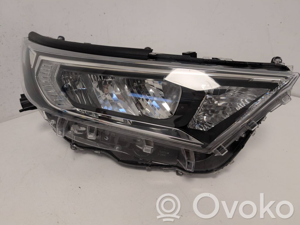 Toyota RAV 4 (XA50) Etu-/Ajovalo 