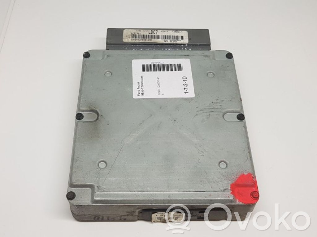 Ford Focus Engine control unit/module 