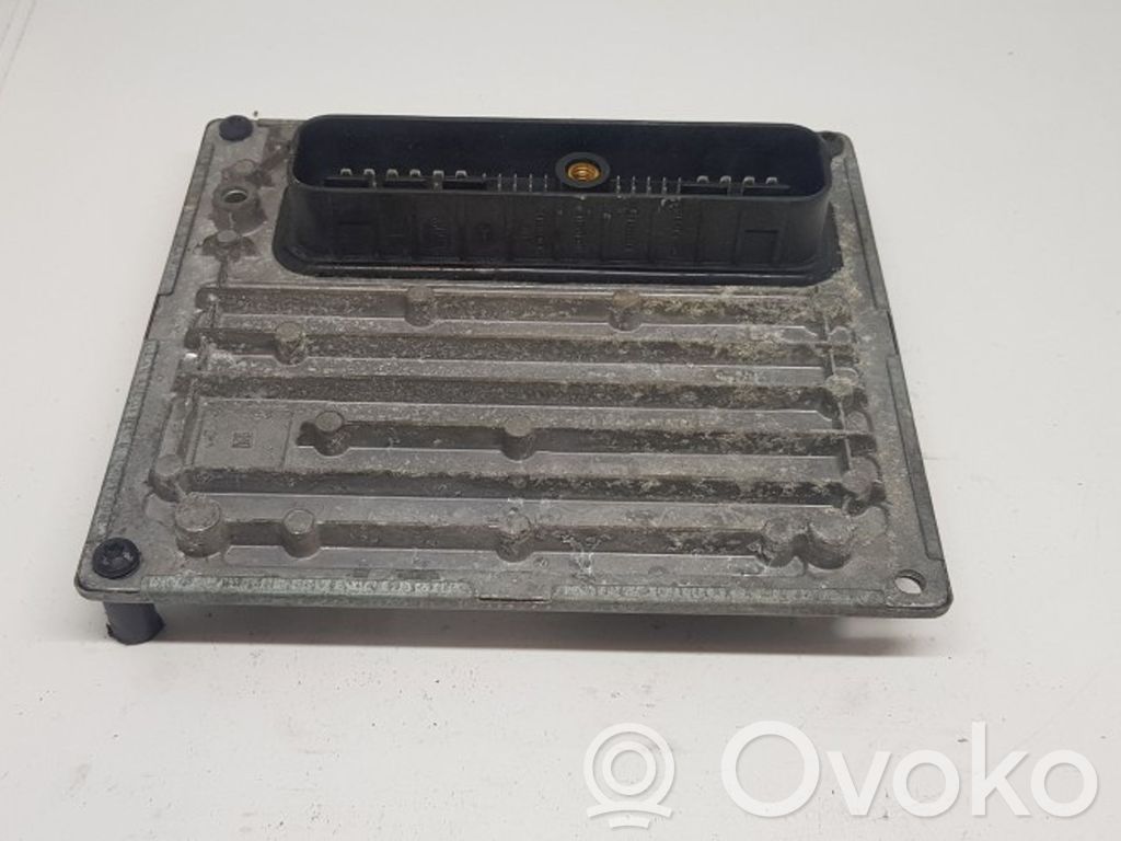 Engine control unit/module   5M5112A650GE,S118934103