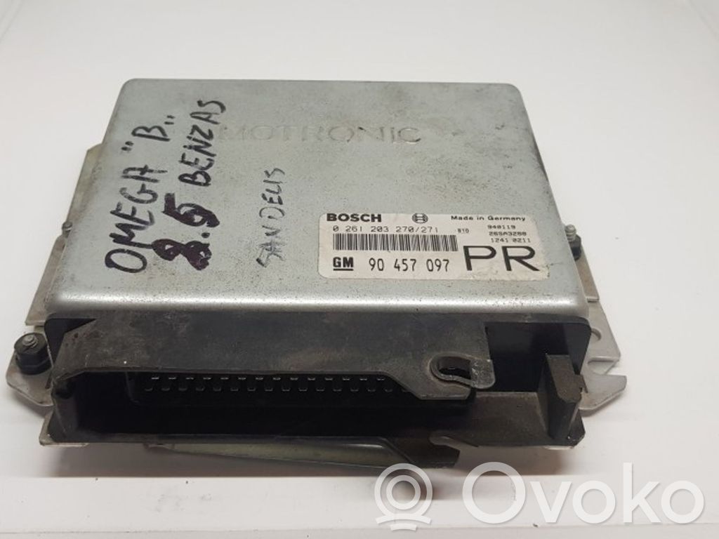 Engine control unit/module   0261203270,90457097