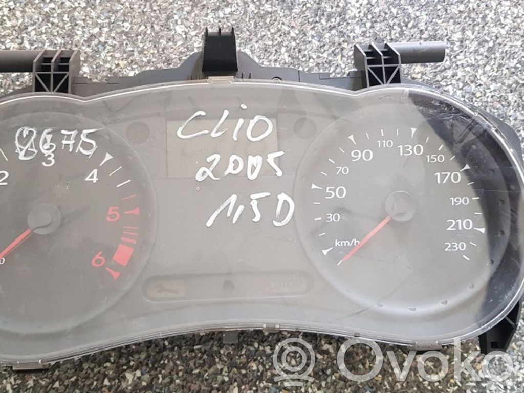Renault Clio III Speedometer (instrument cluster) 