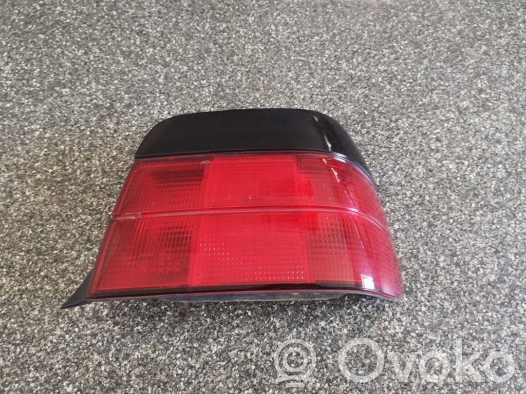 BMW 3 E36 Galinis žibintas kėbule 