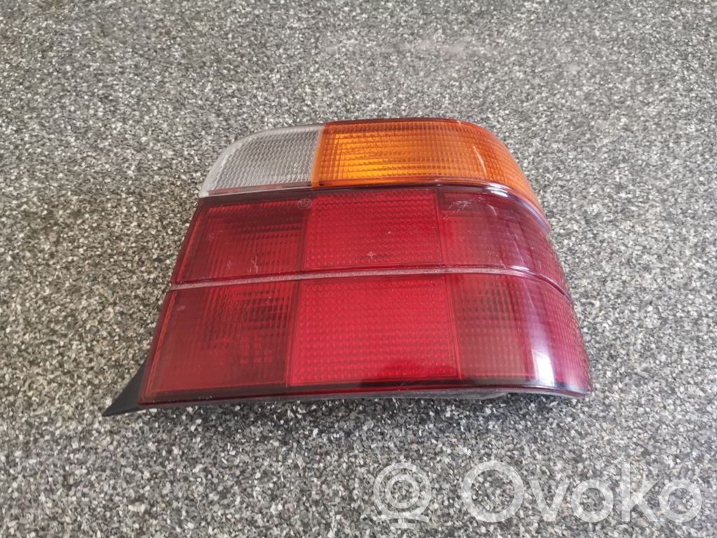 BMW 3 E36 Rückleuchte Heckleuchte 