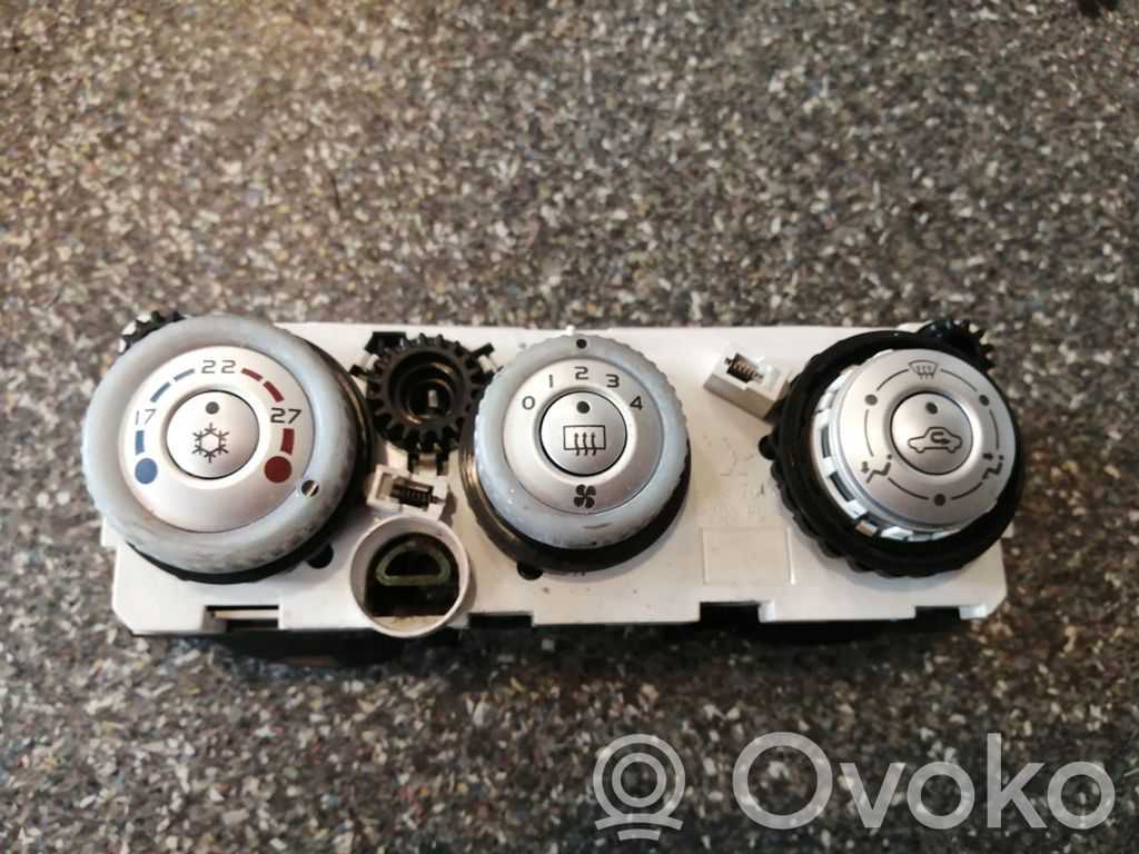 Mitsubishi Colt Climate control unit 