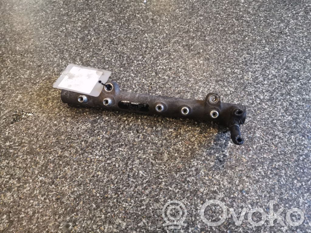 Toyota Yaris Polttoainepääputki 