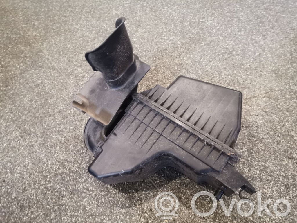 Suzuki Splash Air filter box 
