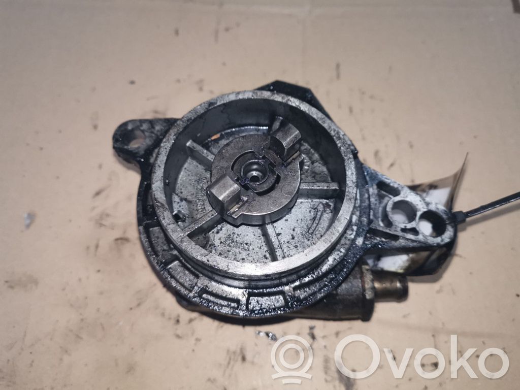 BMW 3 E46 Vacuum pump 