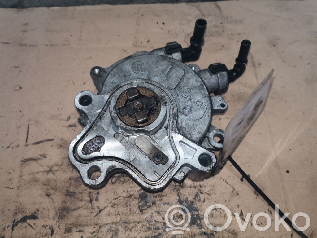 Bomba de vacío   4R8Q2A451AE