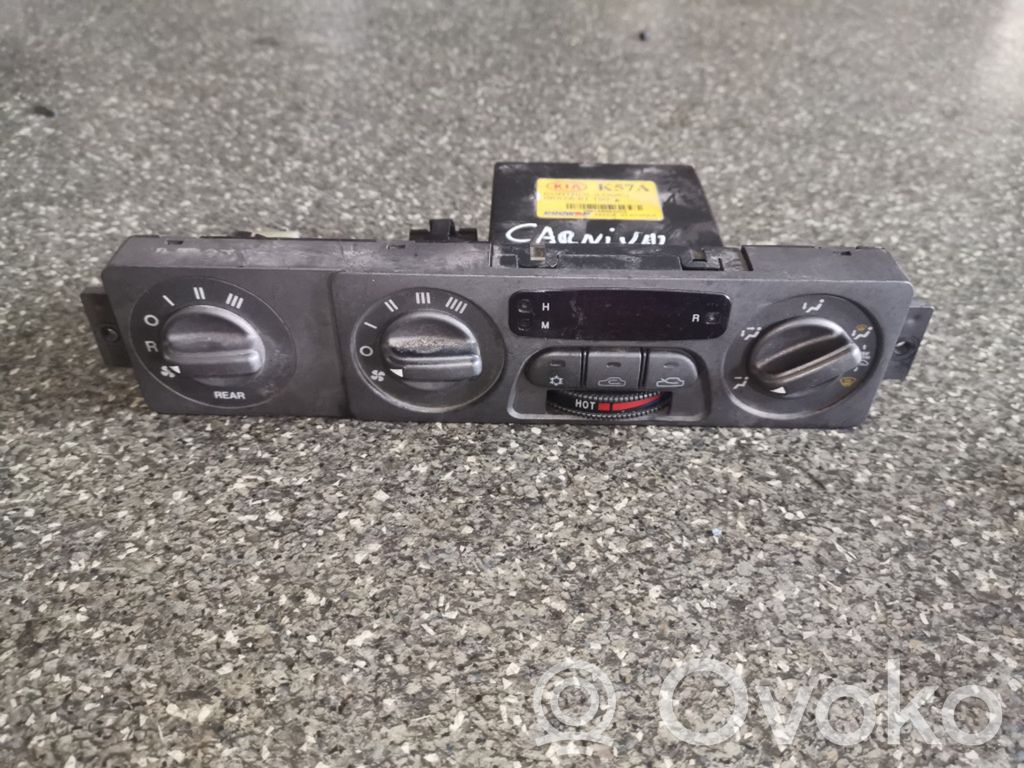 KIA Carnival Climate control unit 