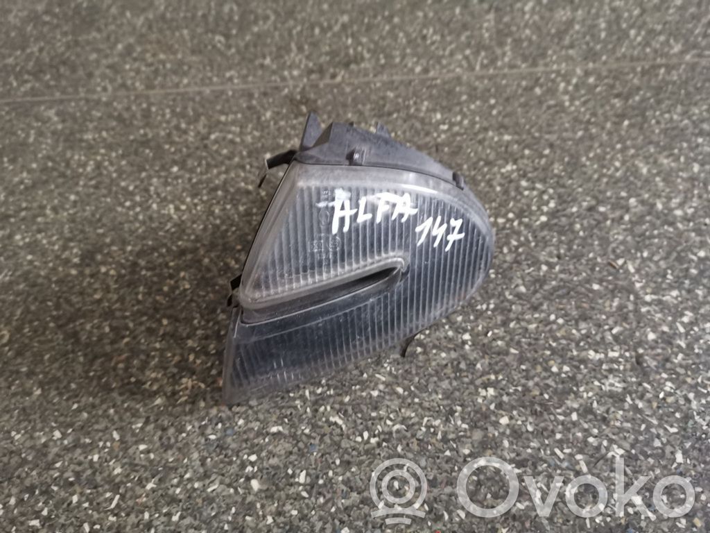 Alfa Romeo 147 Front indicator light 