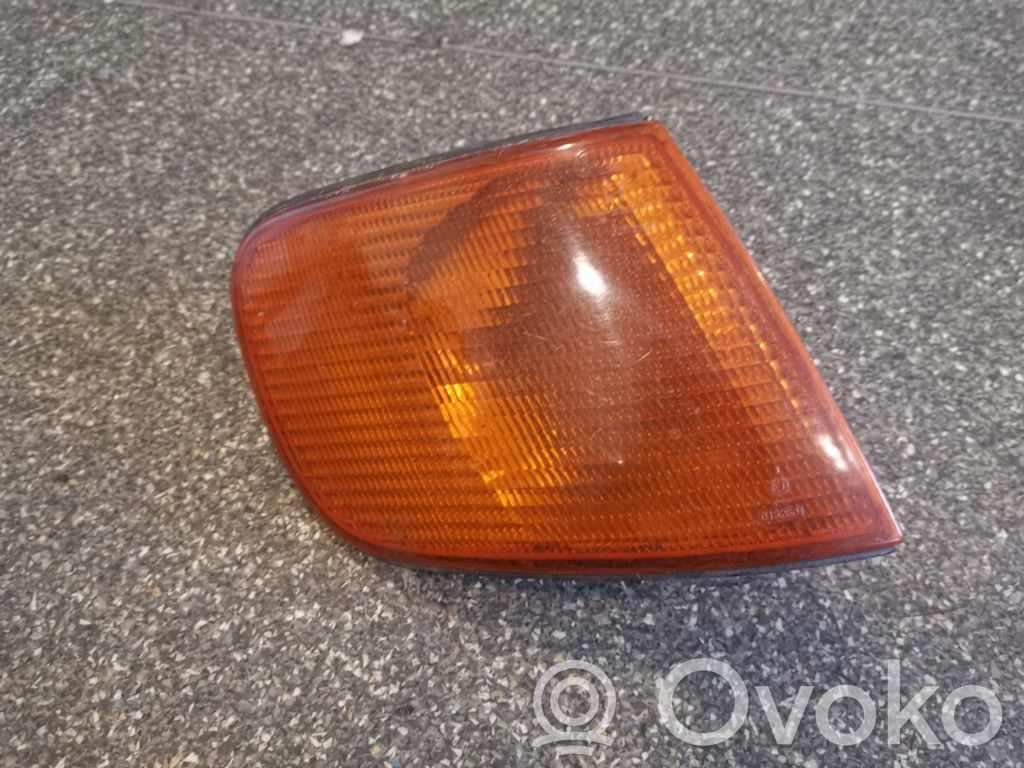 Audi A6 S6 C4 4A Front indicator light 
