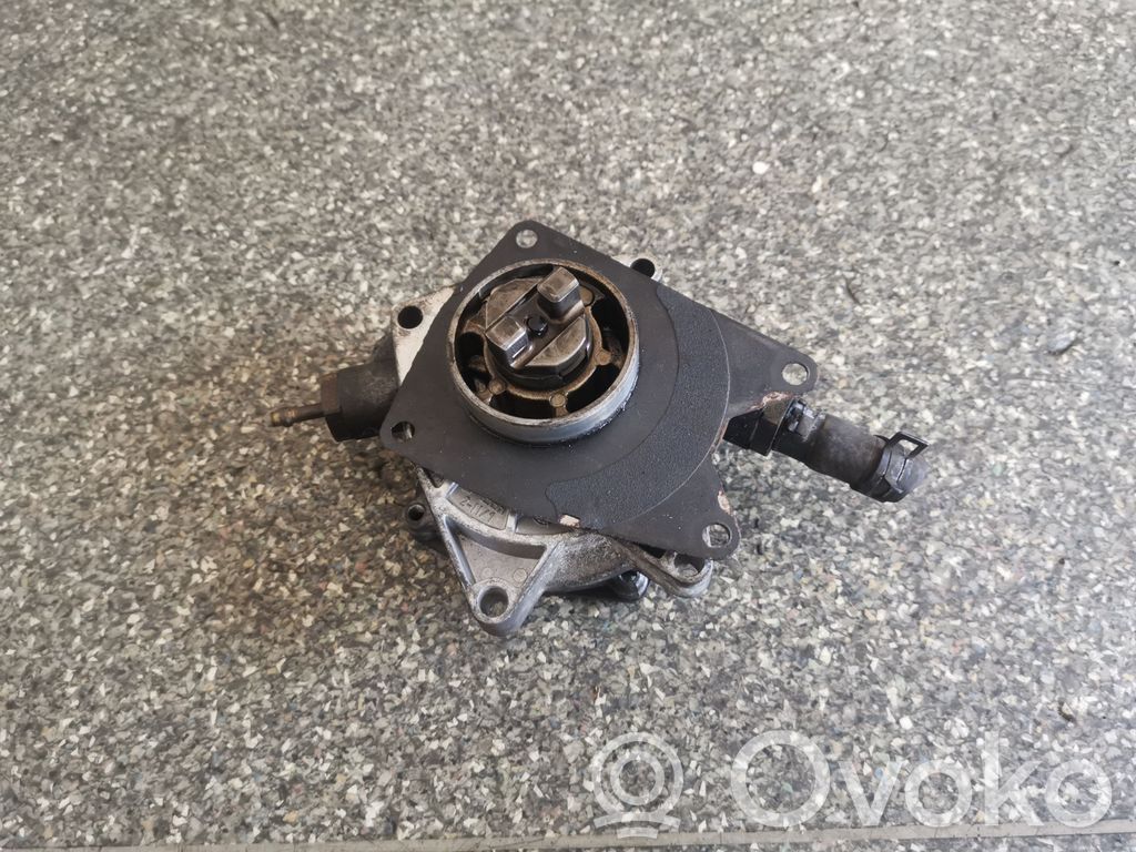Chevrolet Captiva Vacuum pump 