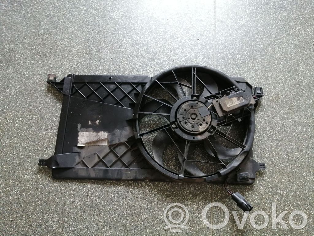Ford Focus C-MAX Elektrisks radiatoru ventilators 