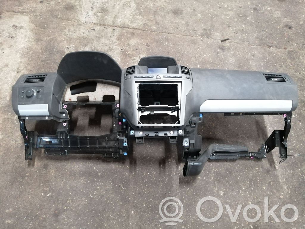 Opel Zafira B Panel de instrumentos 