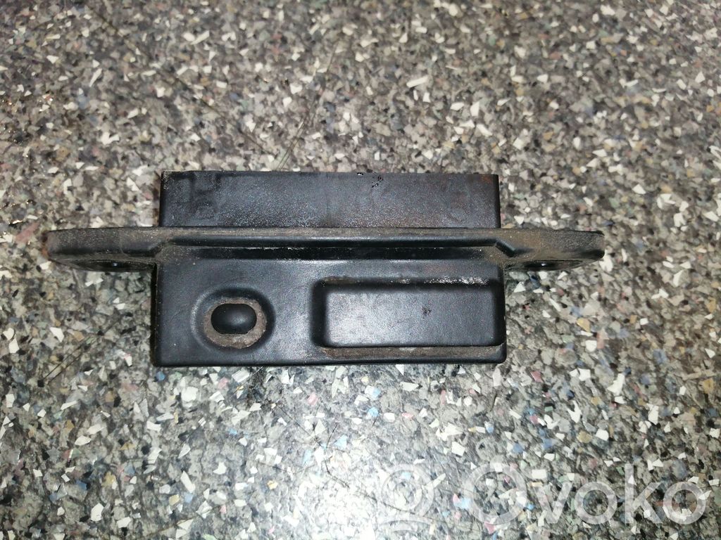 Tailgate opening switch