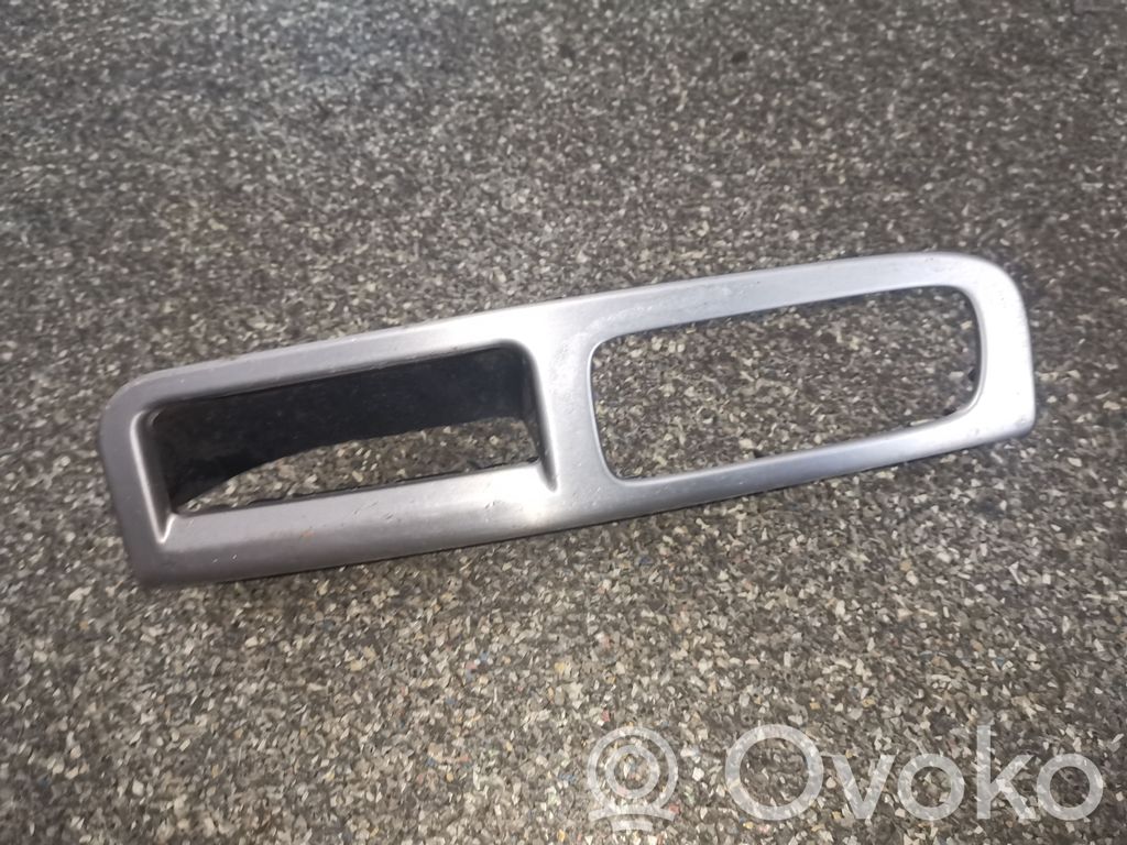Volvo V50 Front door window switch trim 