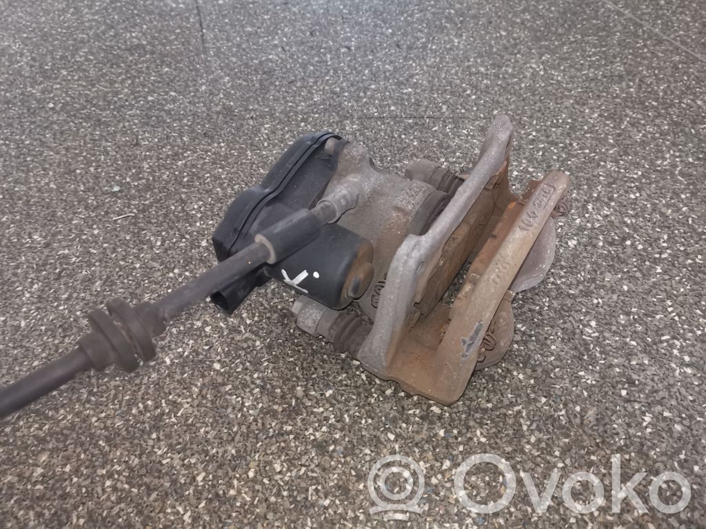 Fiat 500X Pinza del freno posteriore 