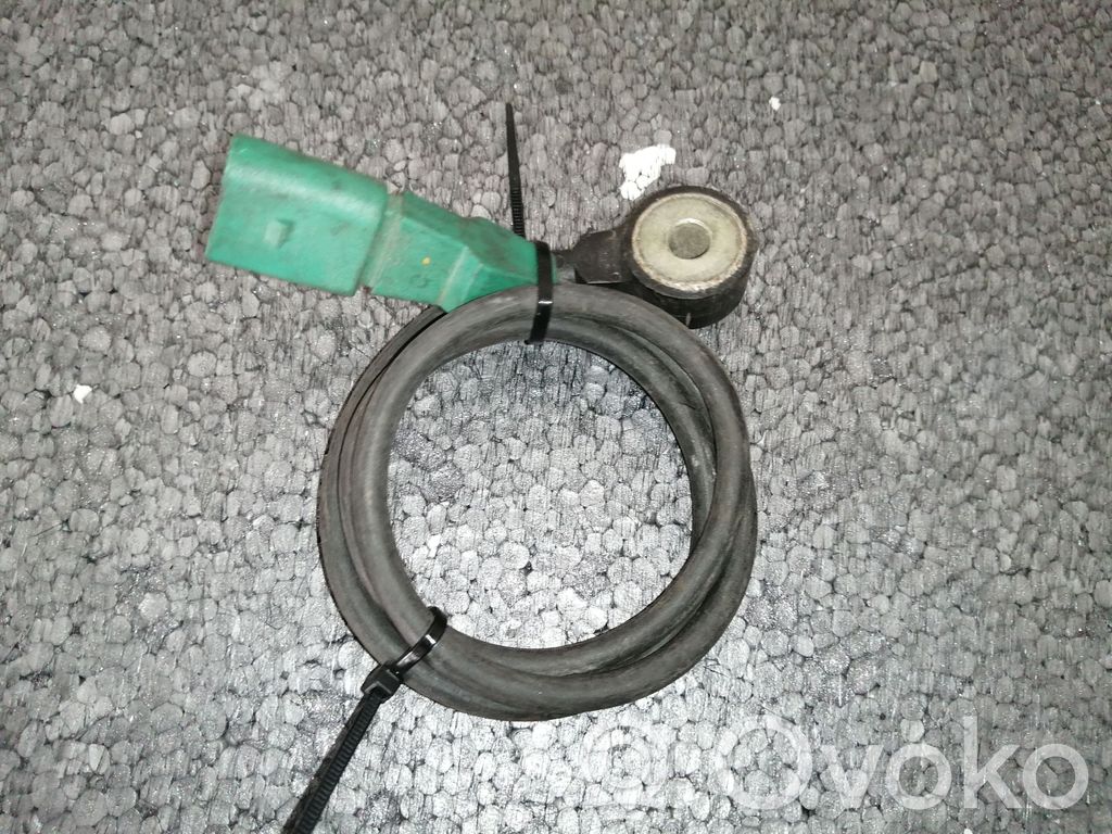 Volkswagen PASSAT B5.5 Sensor de petardeo del motor 