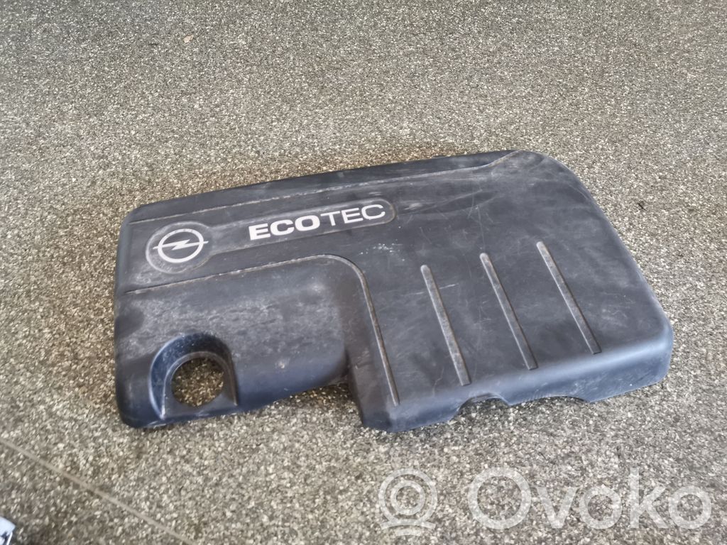 Opel Astra J Engine cover (trim) 