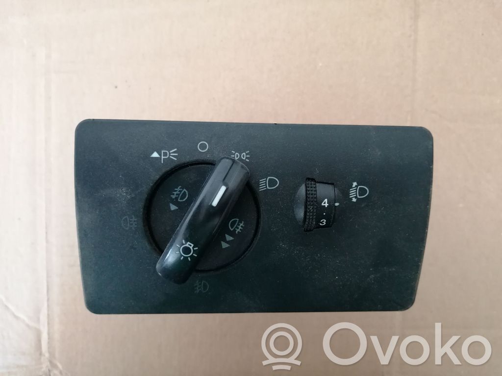 Ford Mondeo Mk III Light switch 