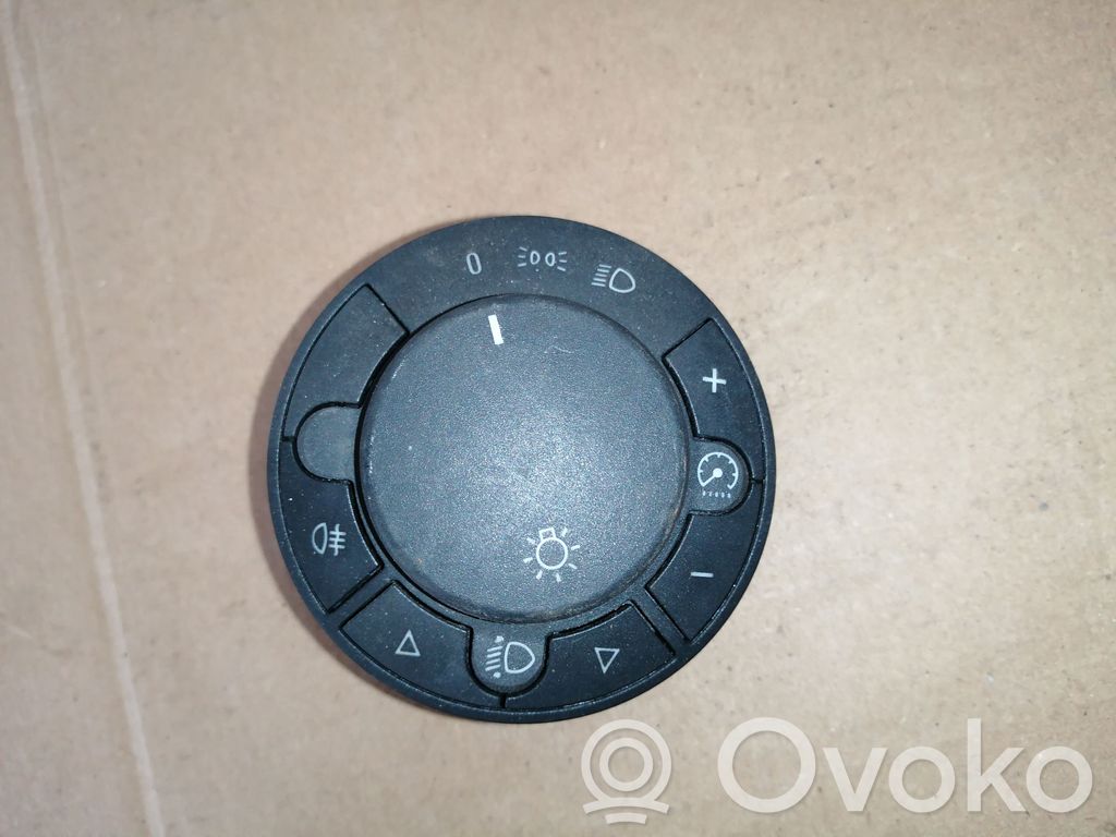 Opel Corsa D Light switch 