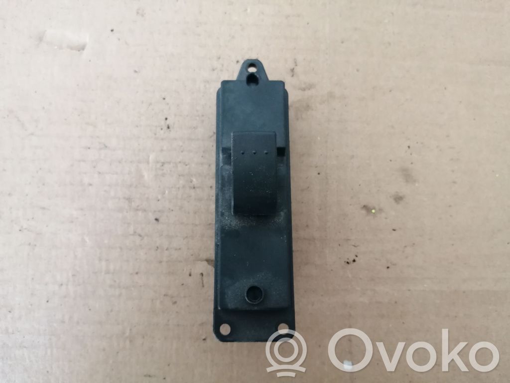 Mazda 3 I Electric window control switch 