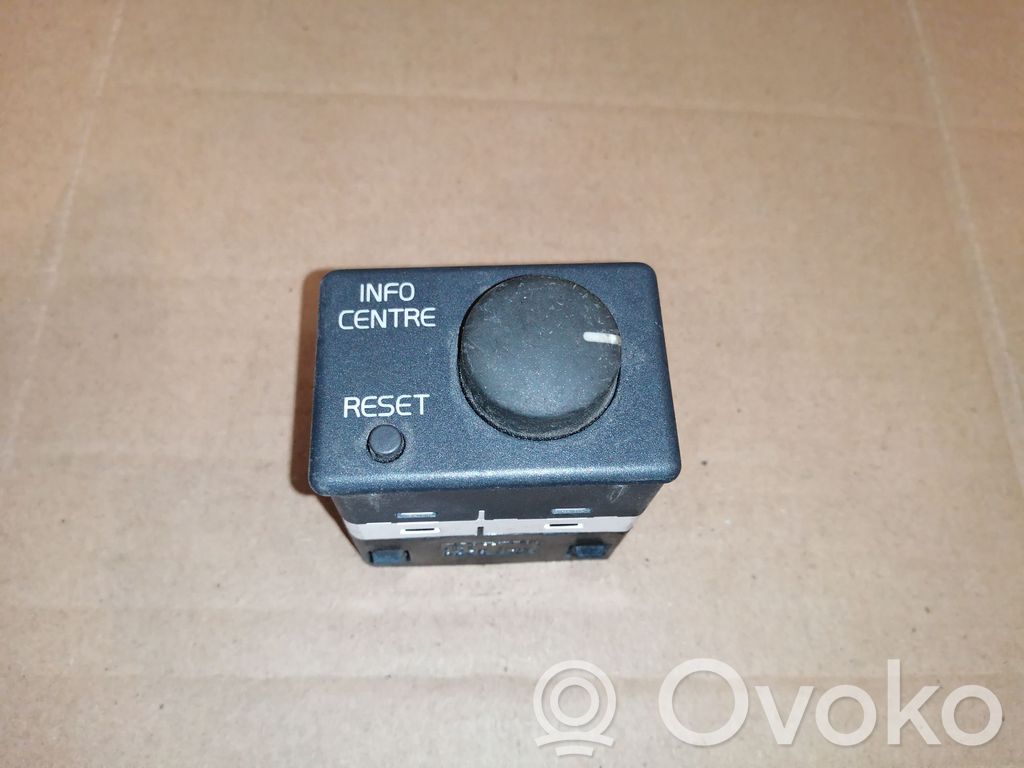 Volvo S40, V40 Multifunctional control switch/knob 
