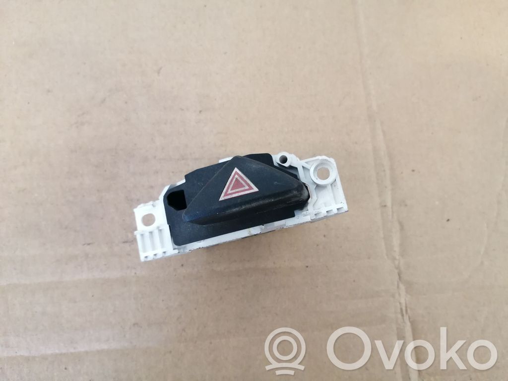 Ford Focus Hazard light switch 