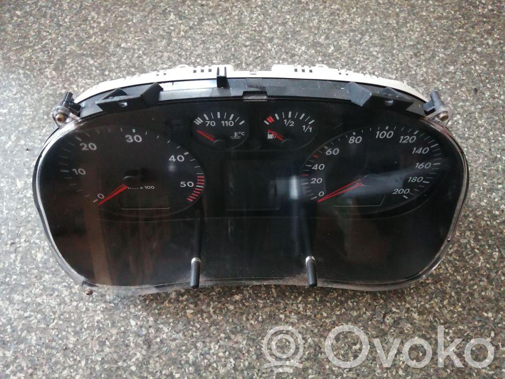 Seat Arosa Speedometer (instrument cluster) 