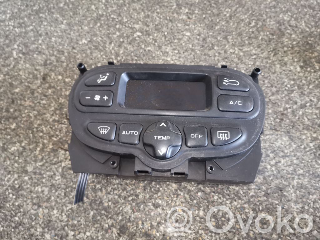 Peugeot 206 Climate control unit 