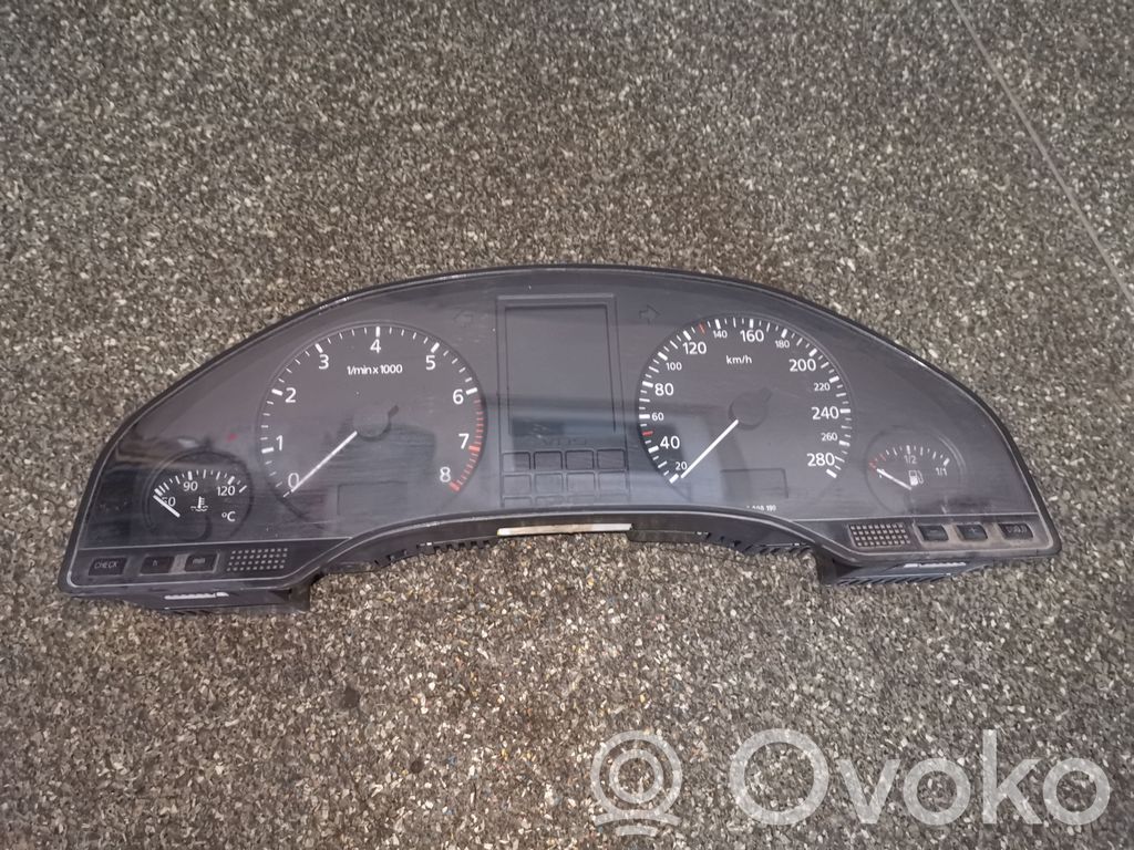Audi A8 S8 D2 4D Speedometer (instrument cluster) 