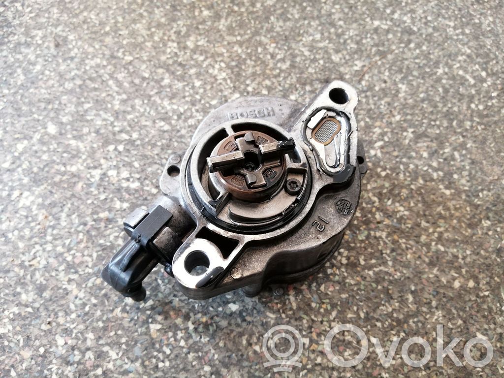 Peugeot 307 Vacuum pump 