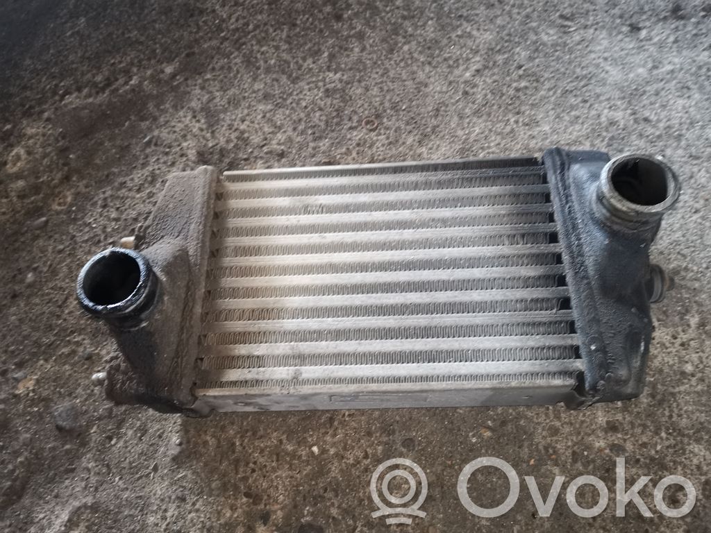 Chrysler Voyager Interkūlerio radiatorius 